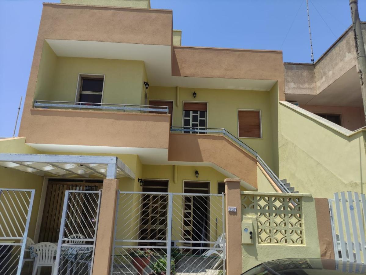 Appartamento Mmera Mare Torre Lapillo Esterno foto