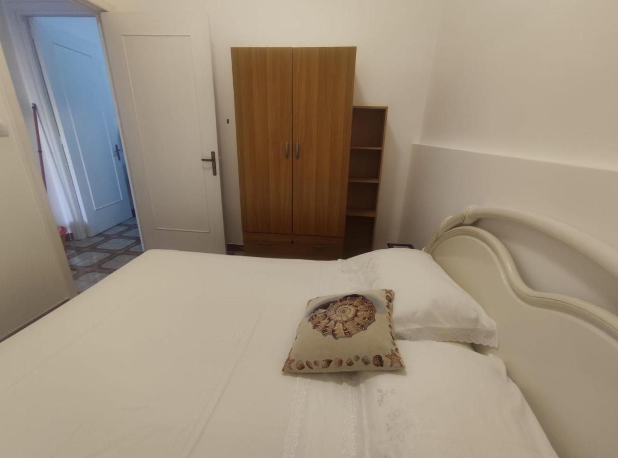 Appartamento Mmera Mare Torre Lapillo Esterno foto